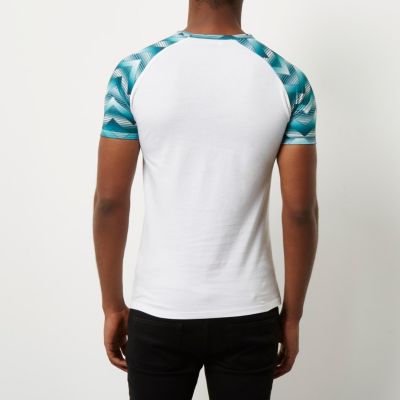 White geo print muscle fit raglan T-shirt